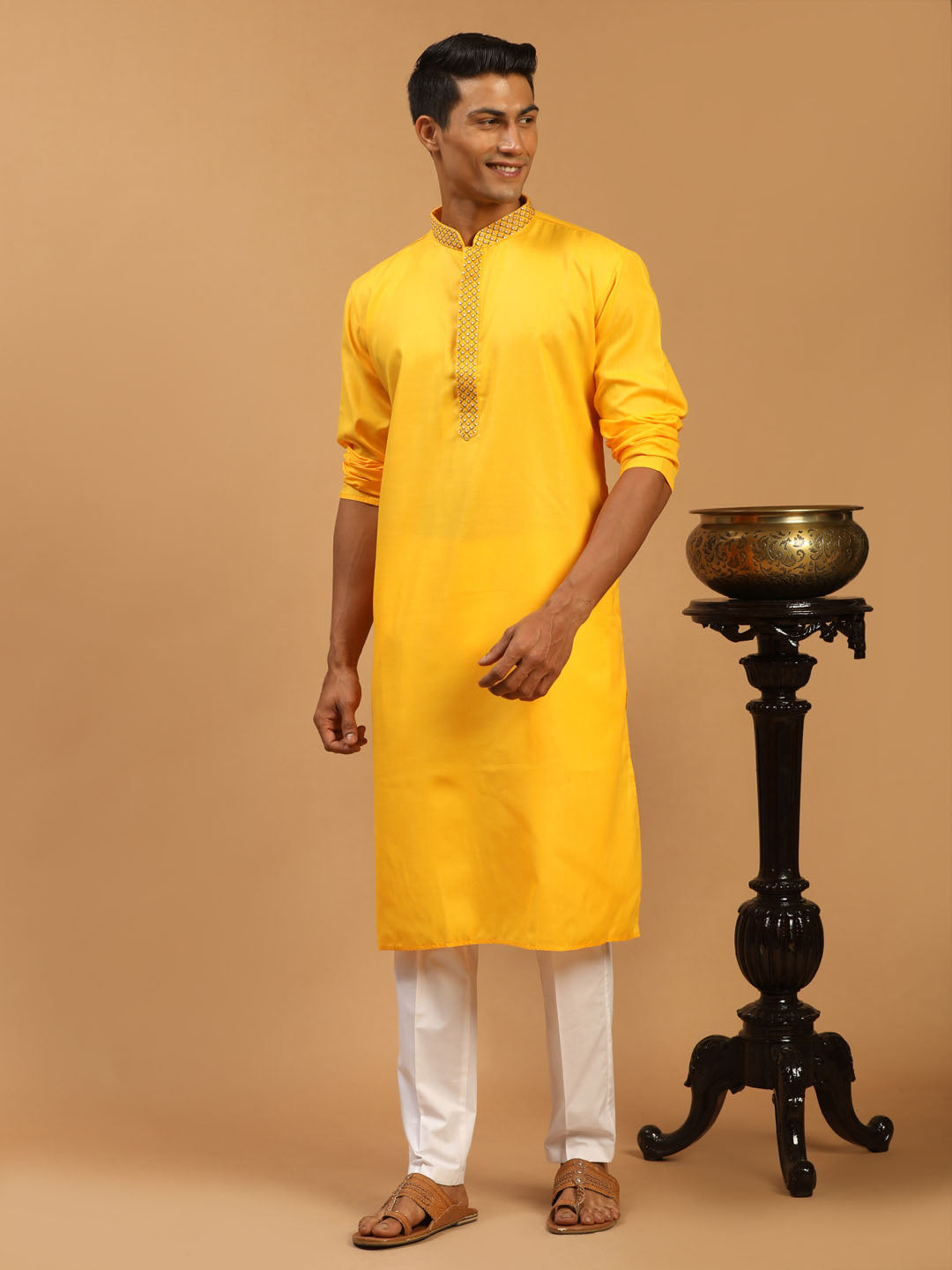 Men's Yellow And White Solid Kurta With Pant Set