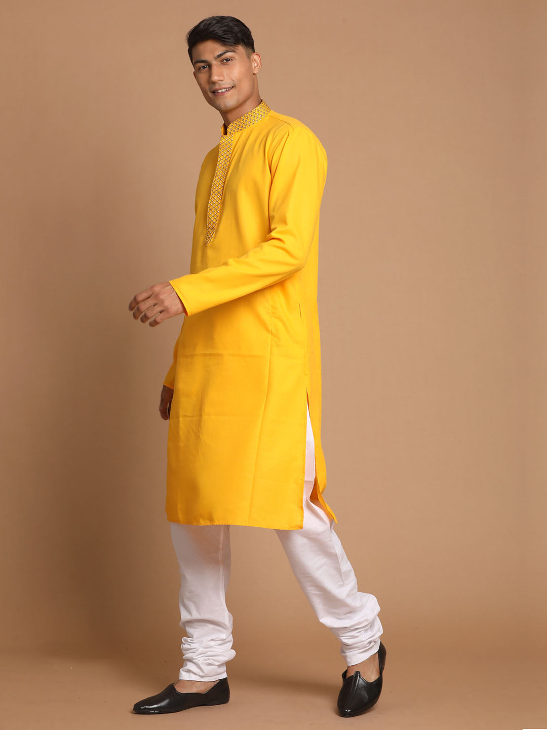 Men's Yellow And White Solid Kurta With Churidar Set