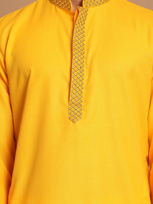 Men's Yellow Color Solid Kurta
