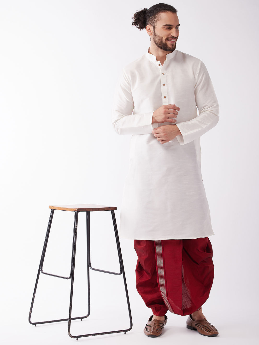 Men's White And Maroon Silk Blend Kurta And Dhoti Set