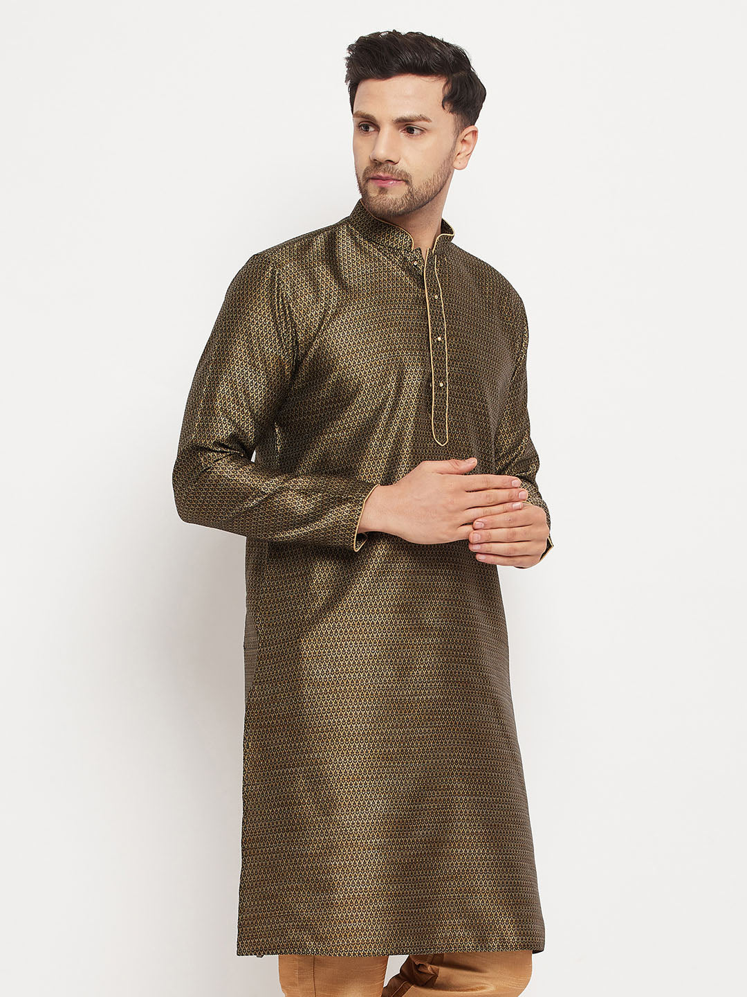 VASTRAMAY Men's Black And Gold Silk Blend Kurta
