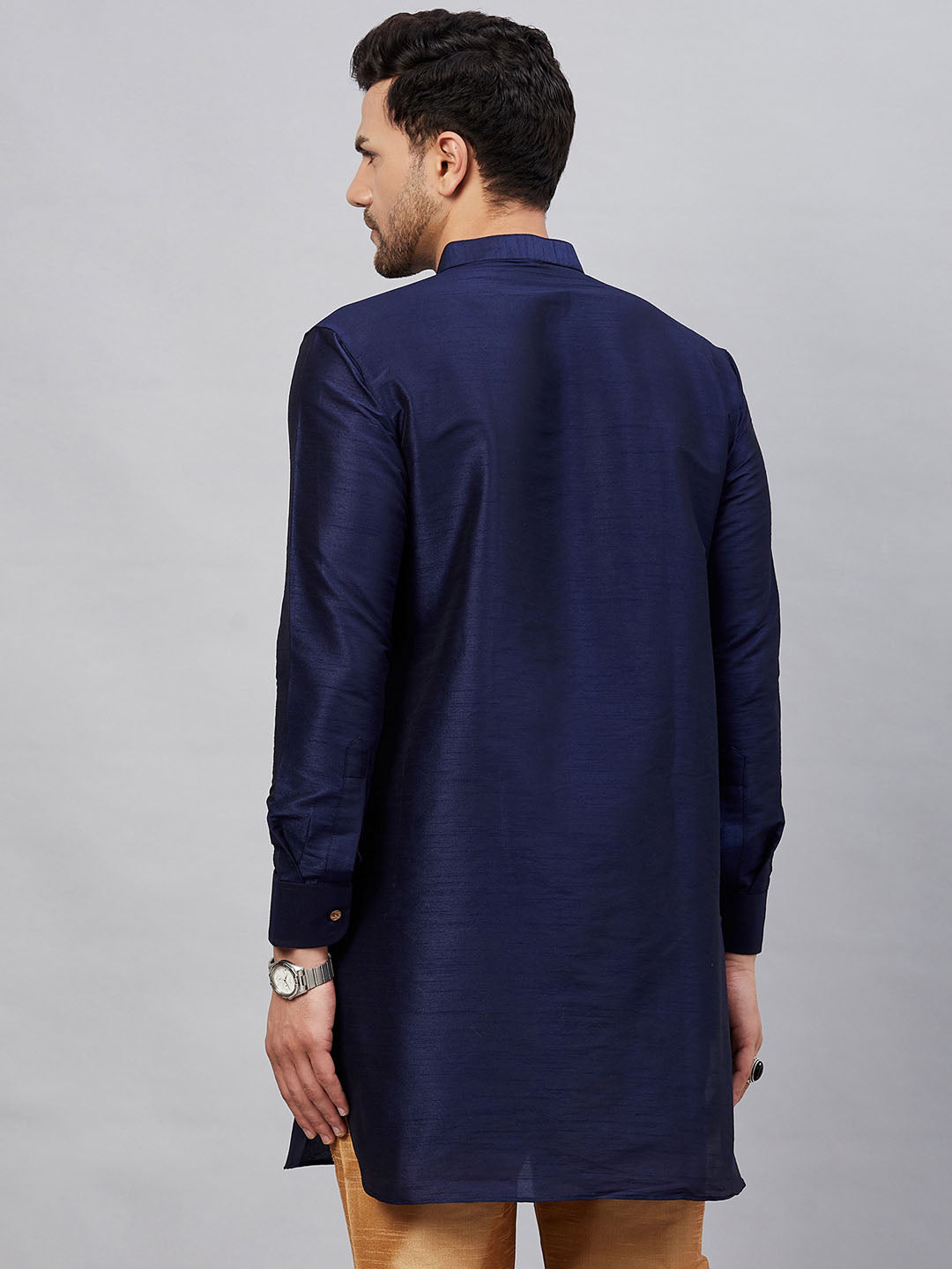 VASTRAMAY Men's Navy Blue Silk Blend Curved Kurta