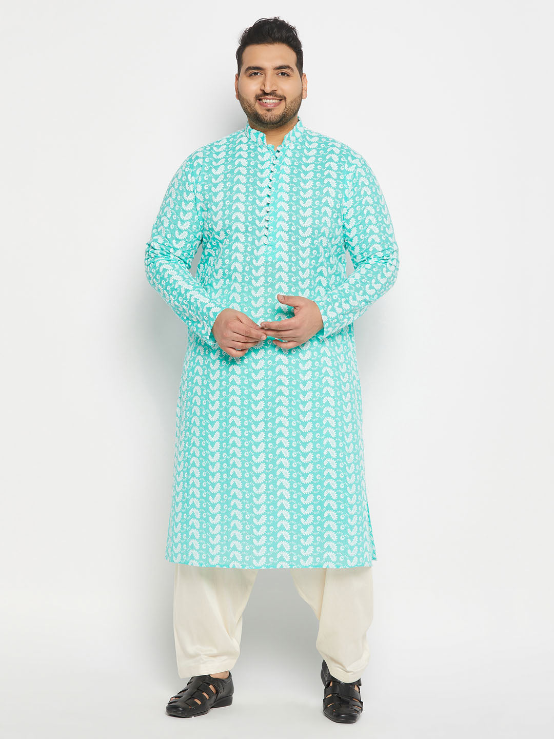 Men's Plus Size Green Chikankari Embroidered Kurta And Cream Patiala Set