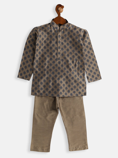 Boy's Chiku Cotton Blend Kurta Pyjama Set