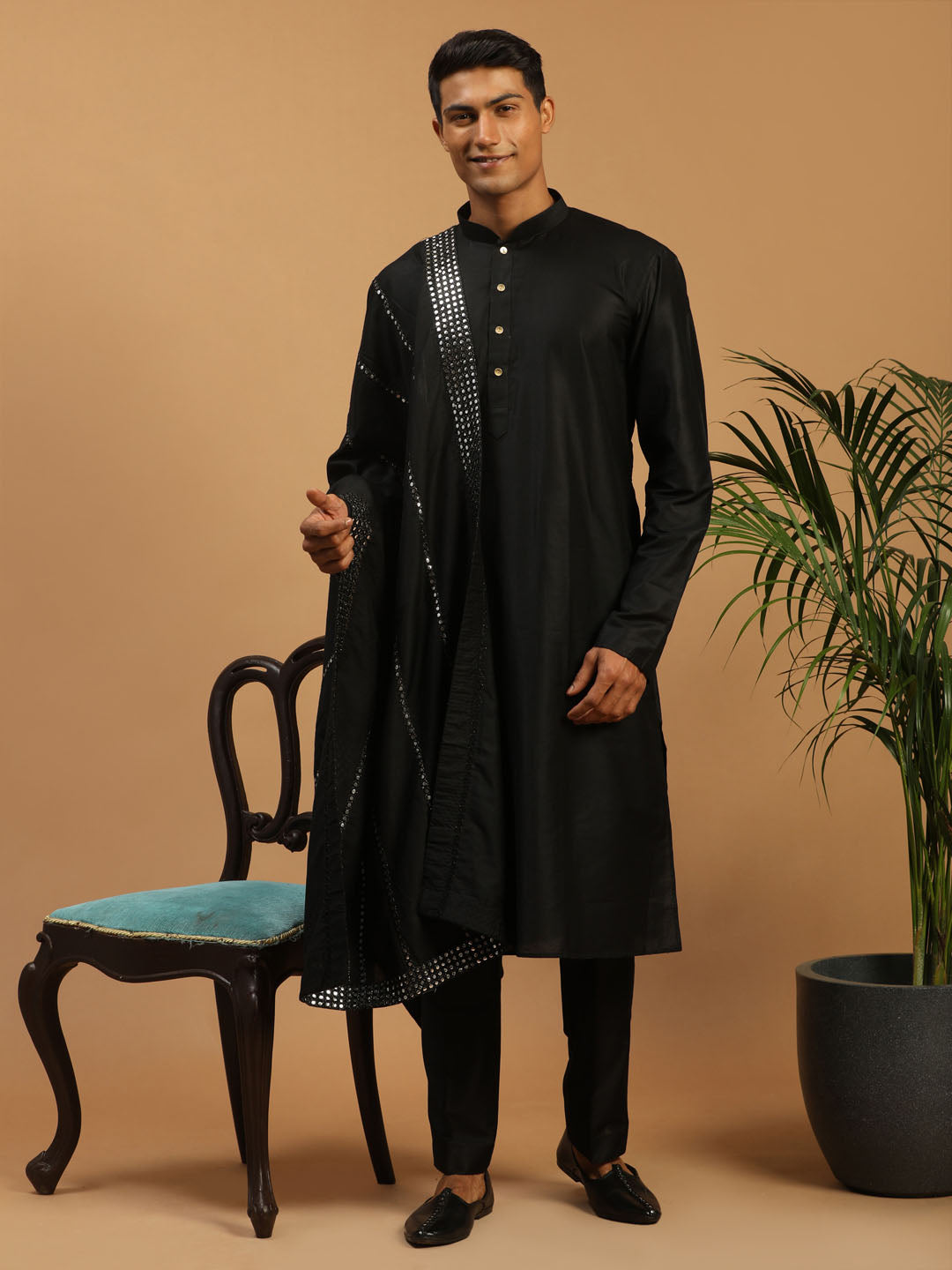 Men's Black Viscose Kurta Pant And Dupatta Set