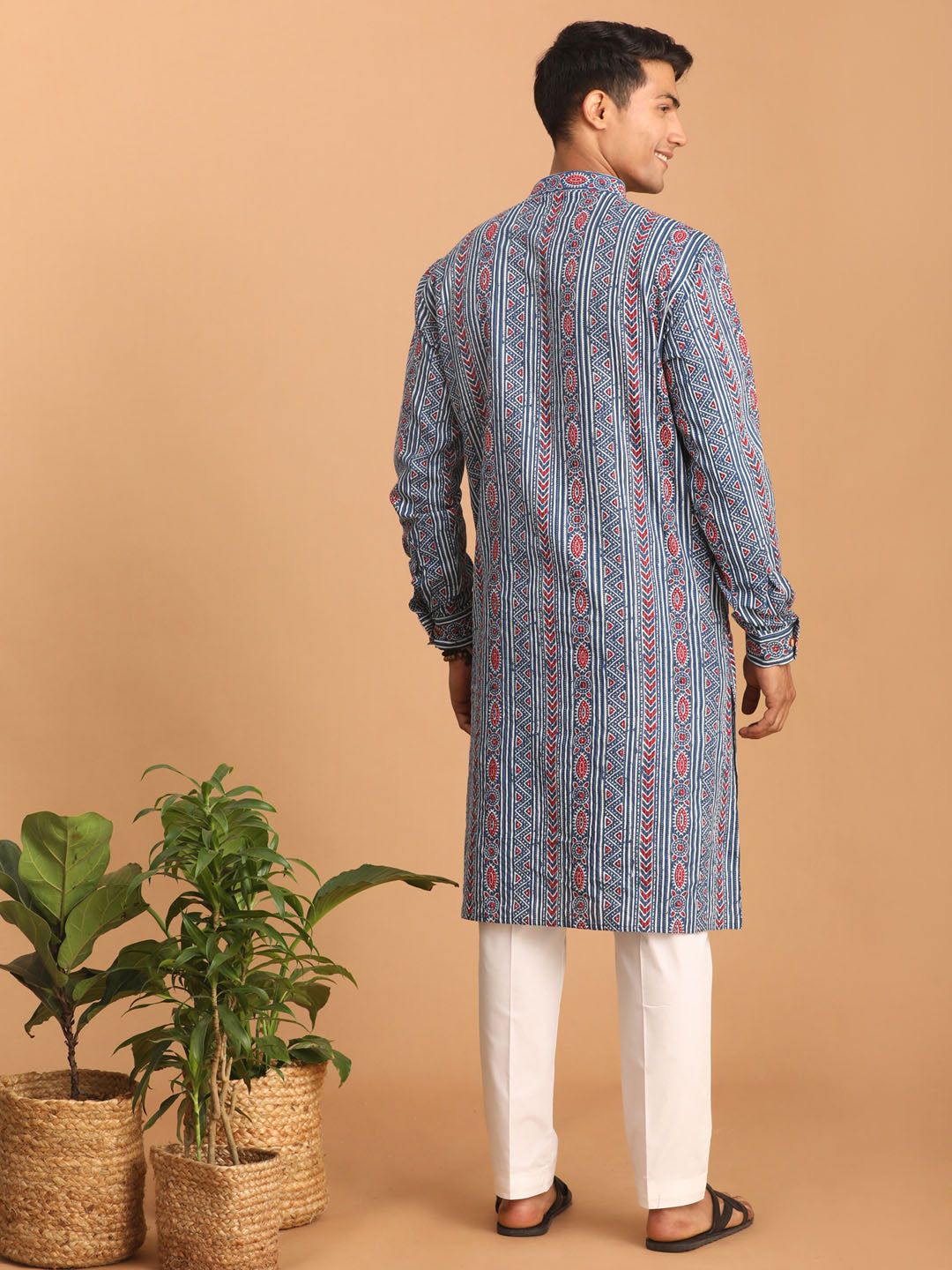 Men's Indigo Printed Cotton Kurta With White Pant Set