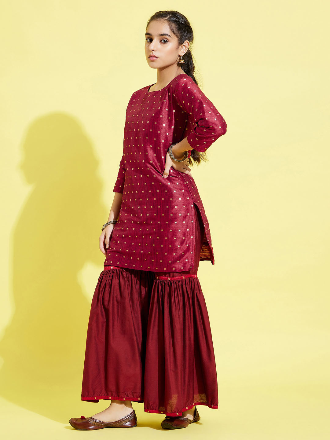 Girl's' Maroon Zari Kurta And Sharara Set