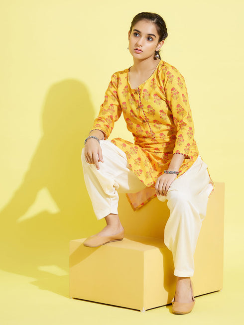 Girl's' Mustard And Cream Printed Linen Kurta And Patiala Set