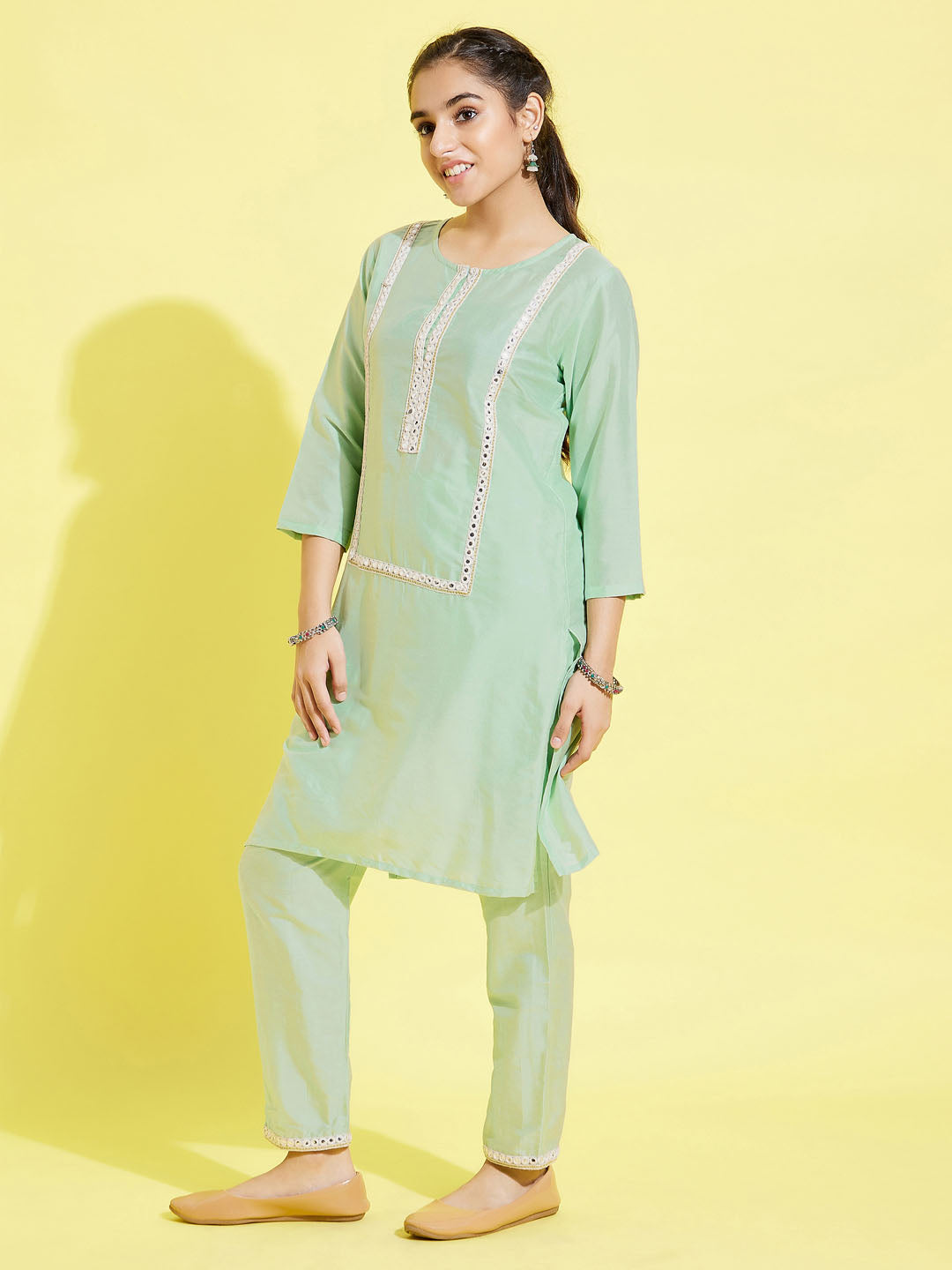 Girl's' Mint Green Viscose Kurta And Straight Pant Set