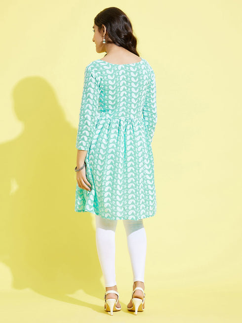 Girl's Pure Cotton Chikankari Kurta With Leggings Set