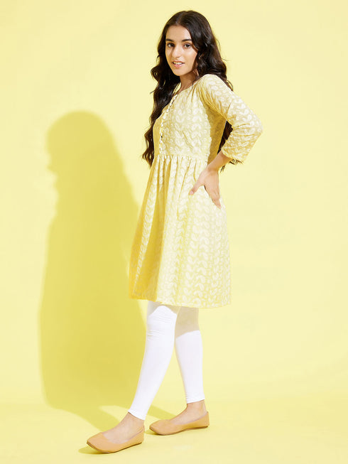 Girl's' Yellow Pure Cotton Chikankari Kurta With Leggings Set