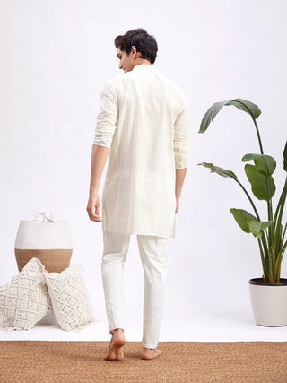 VASTRAMAY Men's White Jacquard Cotton Kurta Pyjama Set