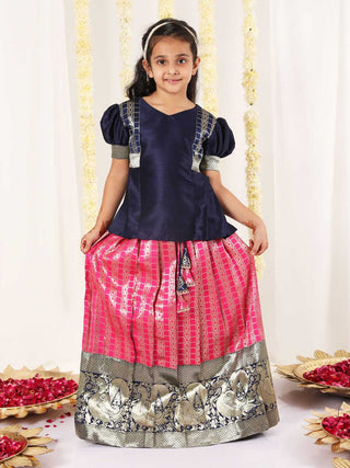 Vastramay Girl's Blue And Pink Pavda Pattu Lehenga Choli Set