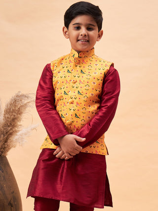 VASTRAMAY Boy's Yellow Ethnic Printed Jacket