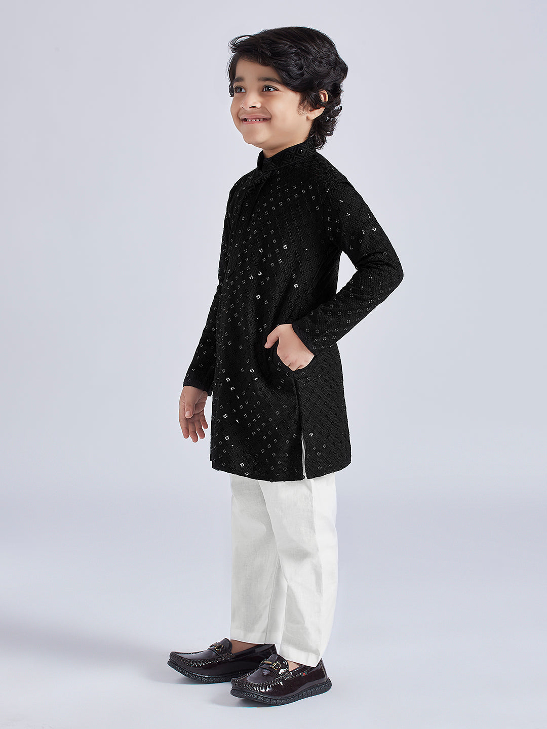 Boy's' Black Kurta And Pyjama Set