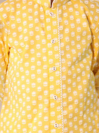 VASTRAMAY Yellow Cotton Printed Siblings Matching Set