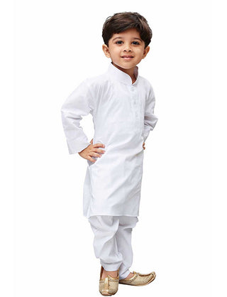 VASTRAMAY Boys' White Cotton Kurta and Pyjama Set