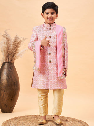 VASTRAMAY Boys Pink & Gold-Colored Woven-Design Brocade Slim Fit Sherwani Set With Pink Colour Dupatta