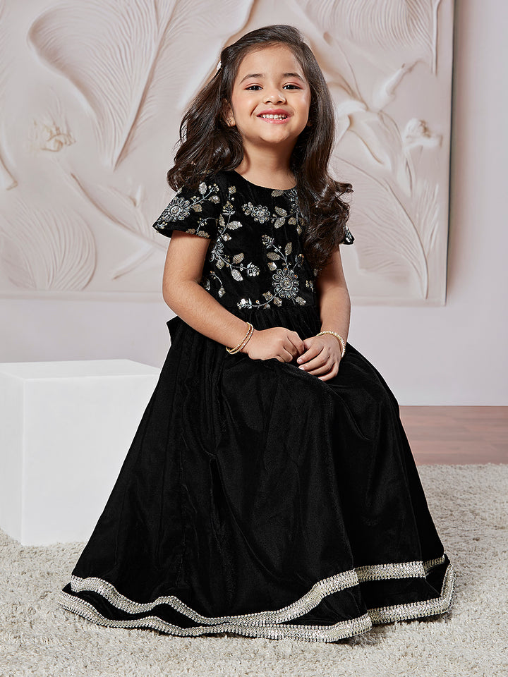 ethnic wear for girls