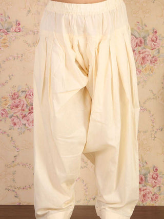 VASTRAMAY Girls' White Floral Printed Linen Kurta And Cream Patiala Set