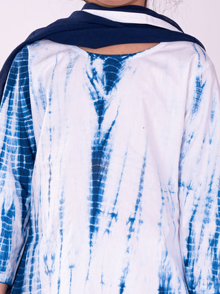 VASTRAMAY Girls Blue & White Pure Cotton Tie-Dye Kurta Leggings & Dupatta Set
