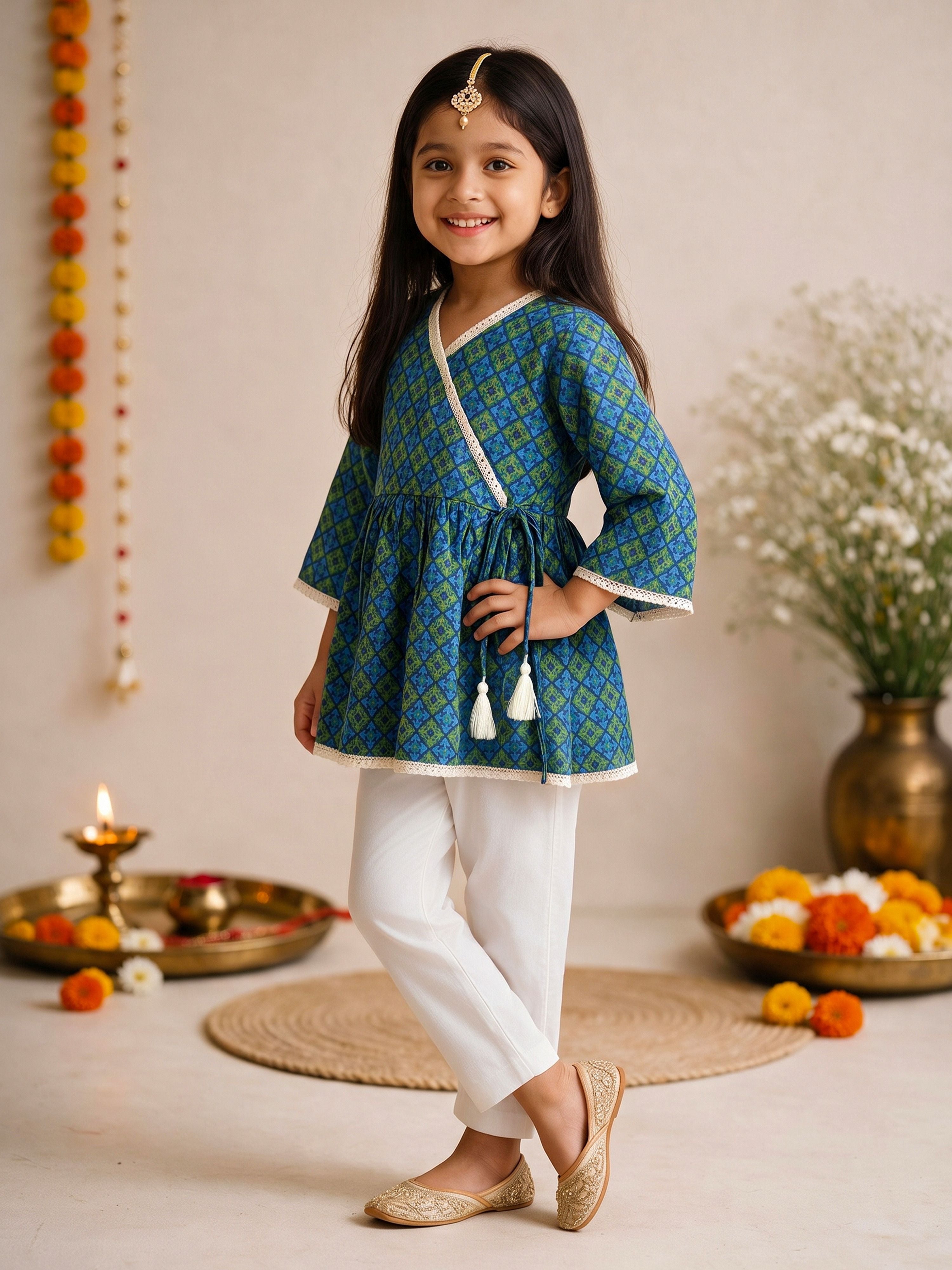Girls Blue Cotton Geometric Print Thigh Length Kurta