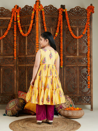 VASTRAMAY Girls' Yellow And Pink Ethnic Kurta Pant Set