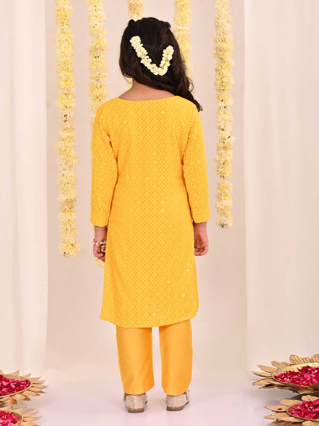 Girl's' Yellow Embellished Kurta Pyjama Set