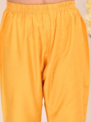 VASTRAMAY Girls' Yellow Embellished Kurta Pyjama Set