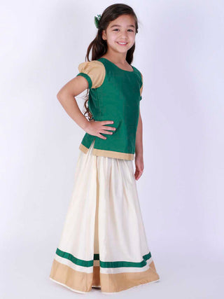 VASTRAMAY Girl's Green & White Pavda Pattu Lehenga Choli Set