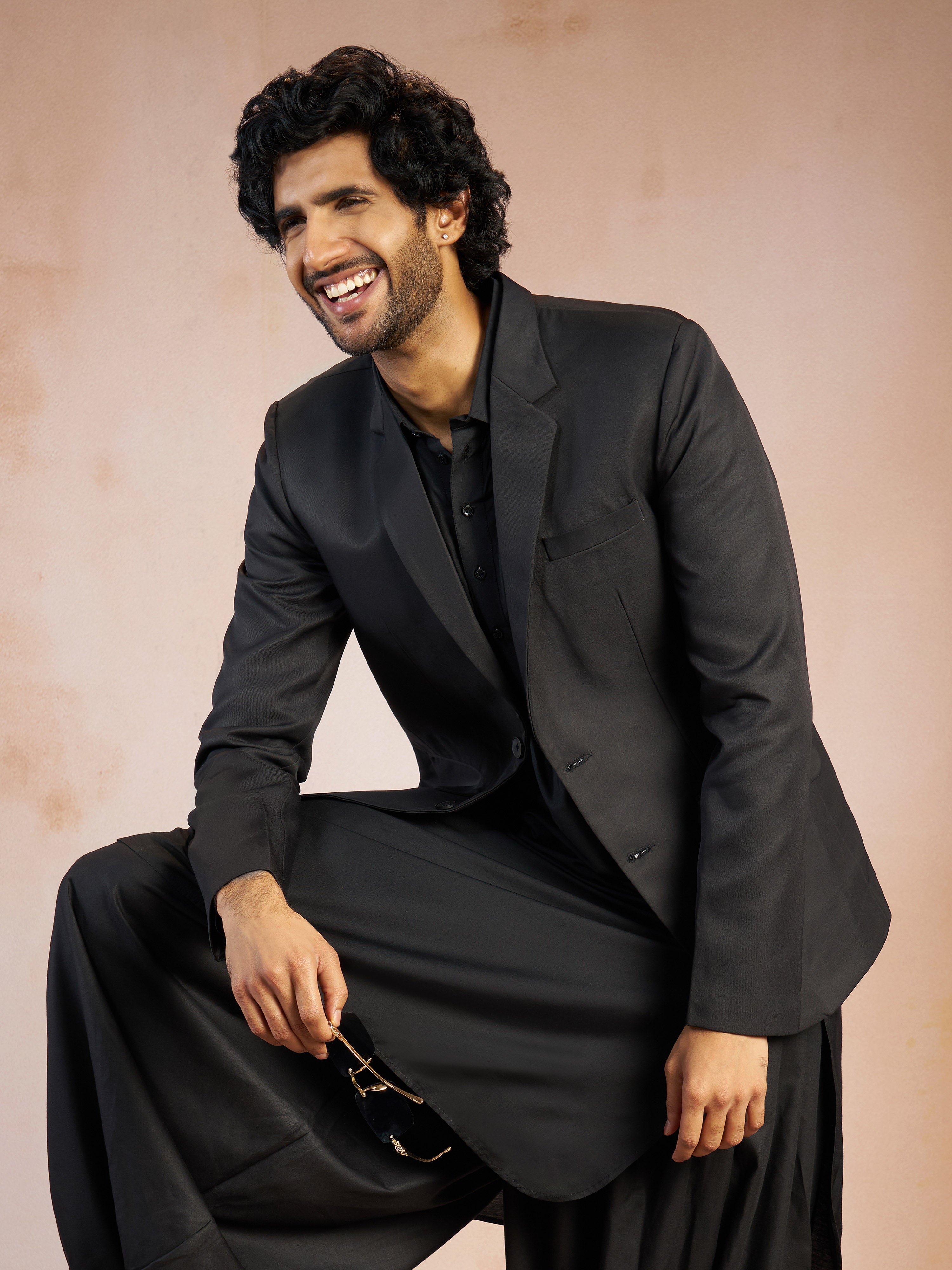 Men's Black Solid Imported Suiting Blazer