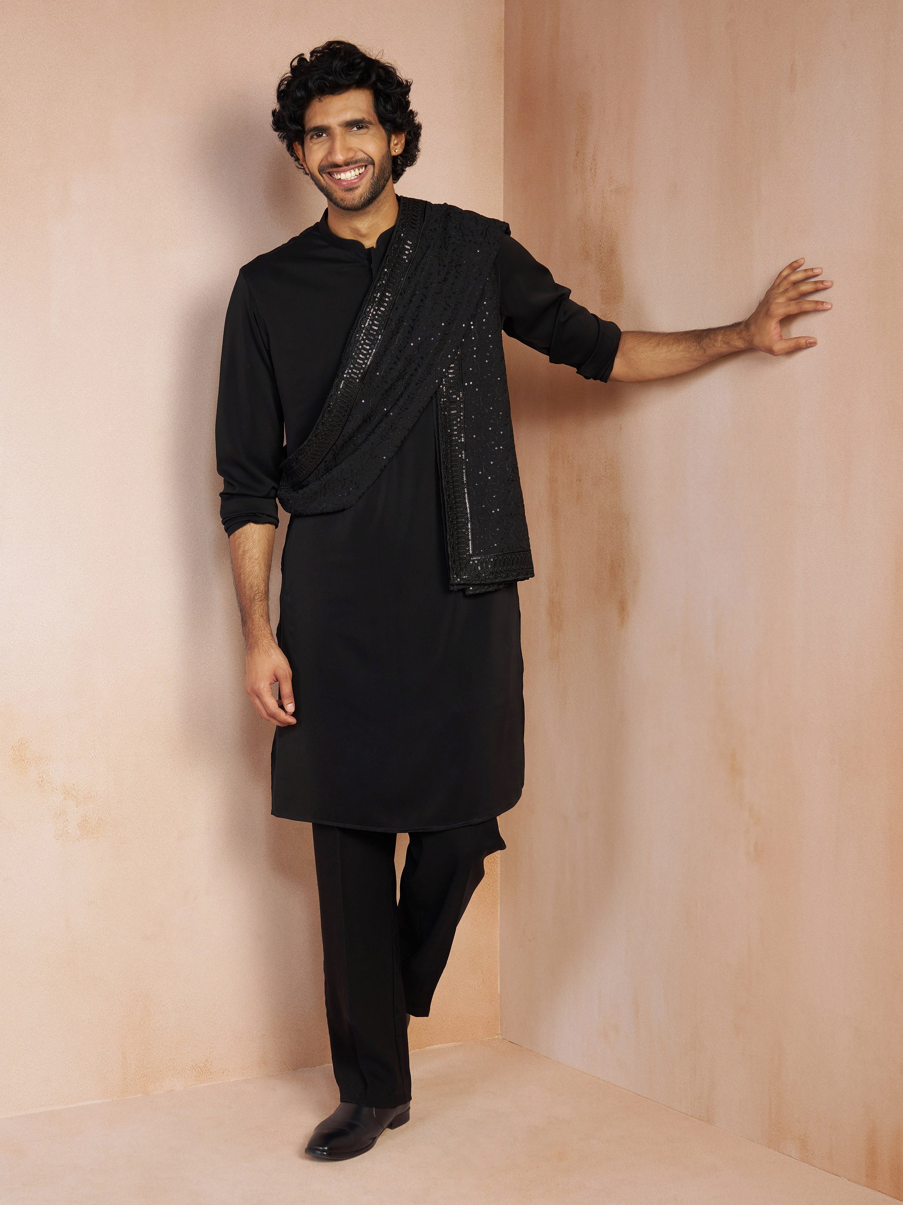 Men's Black Solid Dupatta