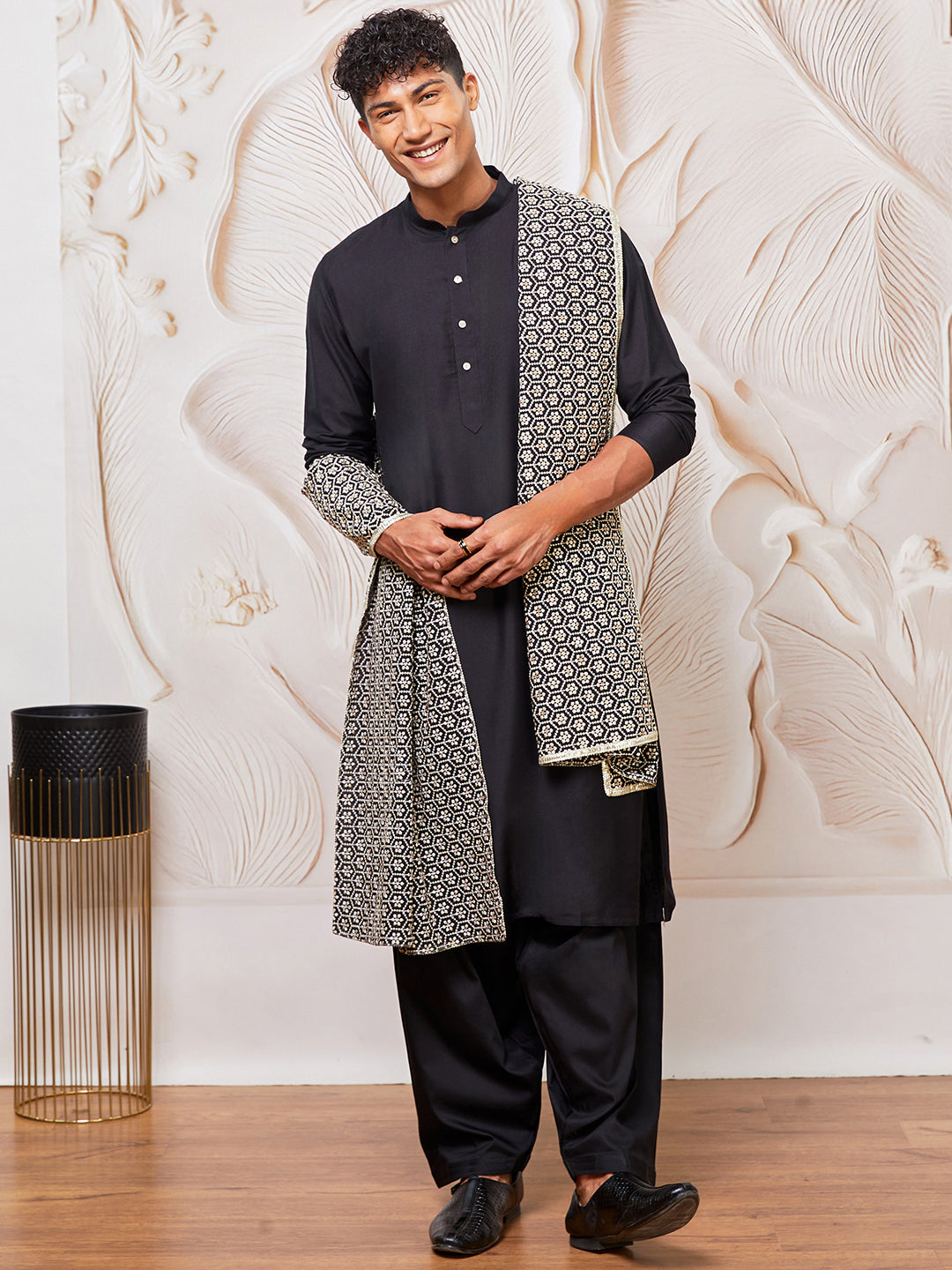 Men's Black - Dupatta