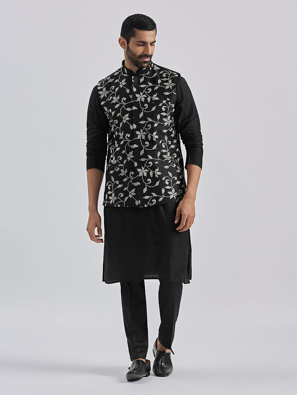 kurta pyjama set for men