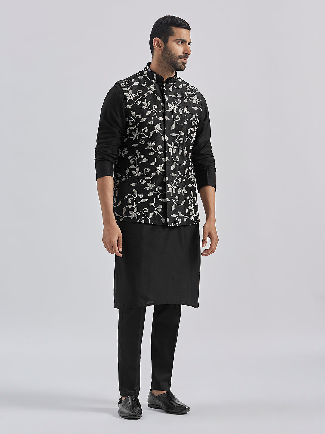 kurta pyjama set for men