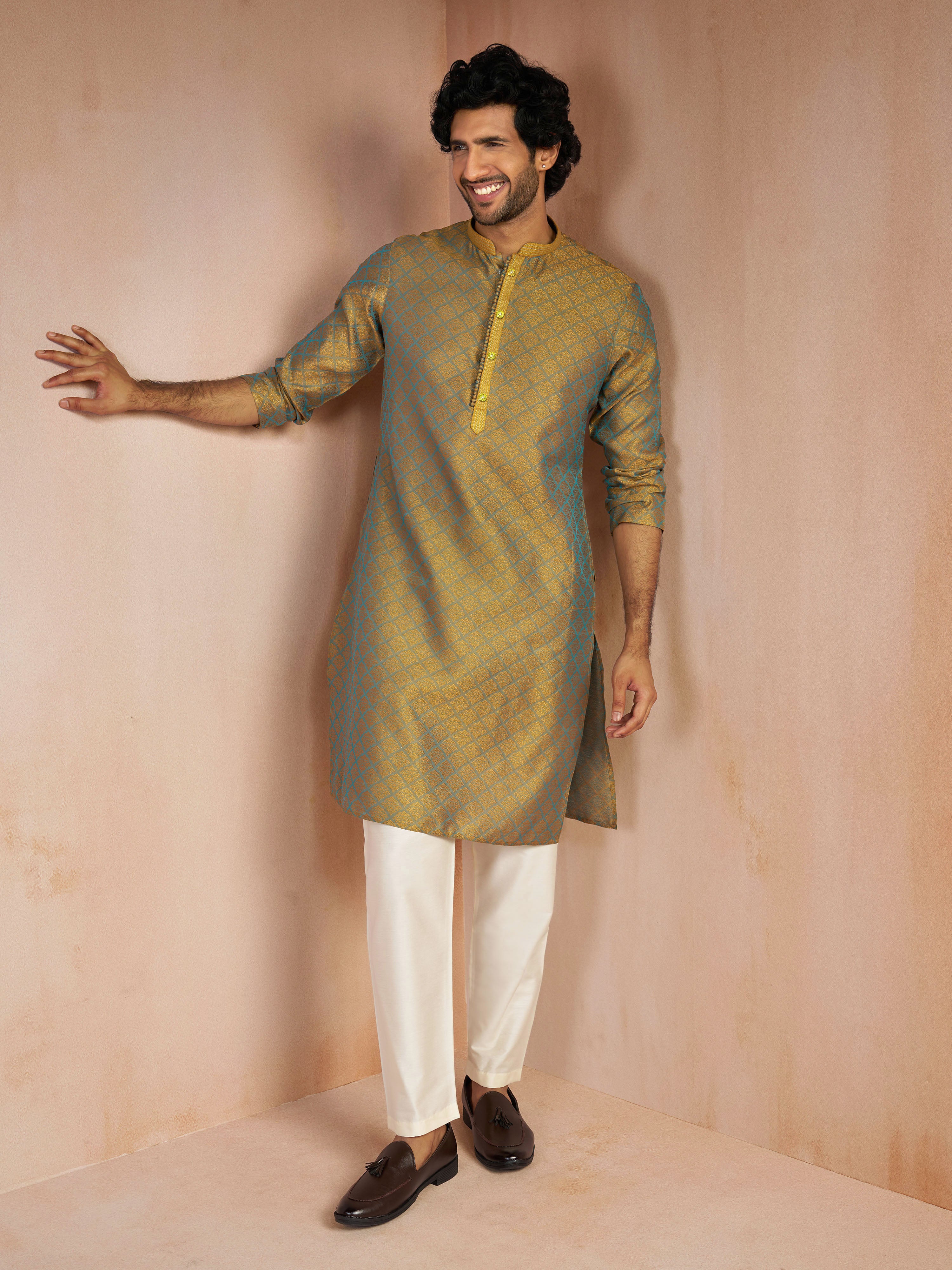 men’s kurta set