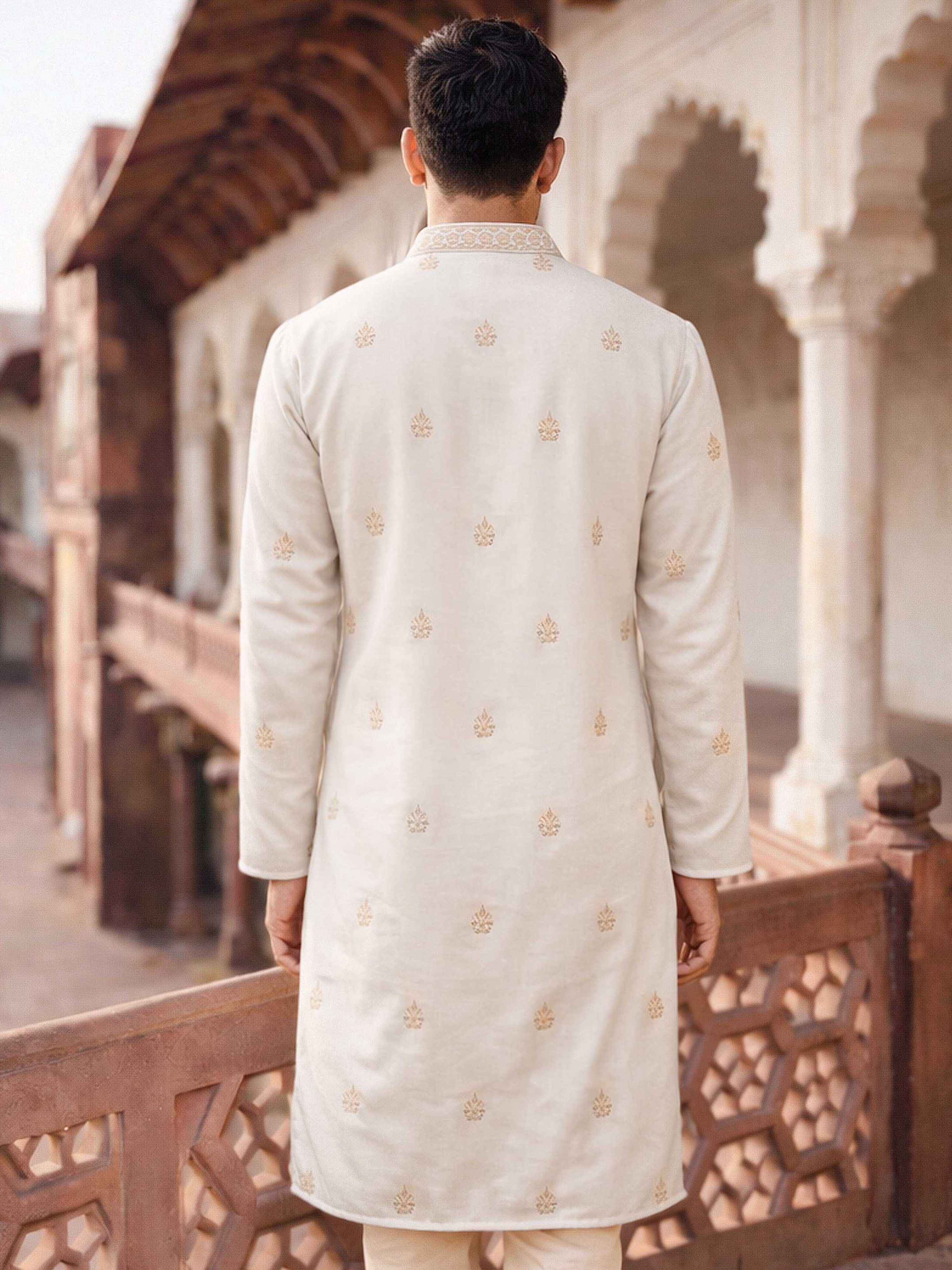 Men's Cream Silk Blend Ethnic Motiff Thigh Length Kurta