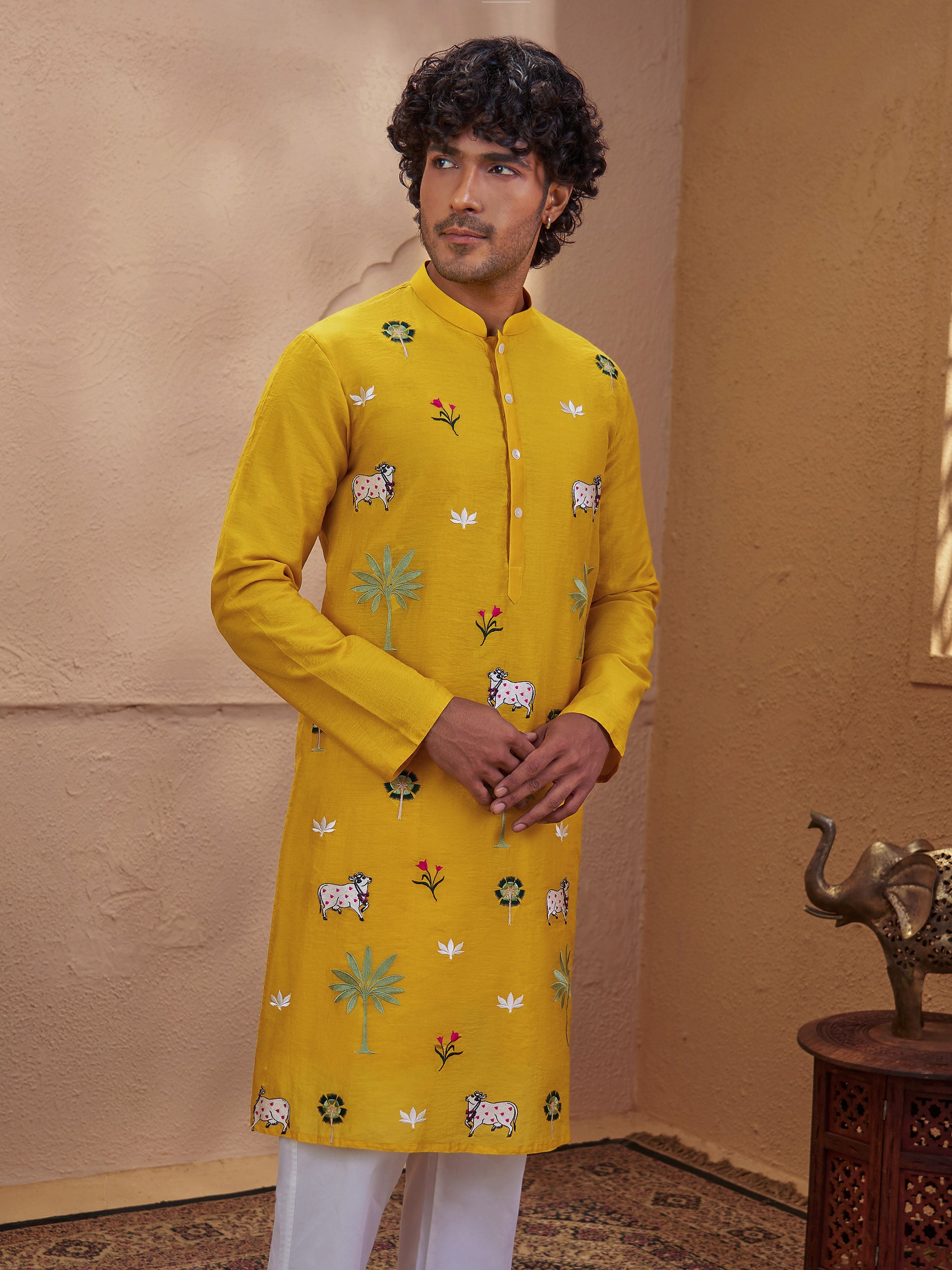 Men's Yellow Woven Fabric Embroidered Thigh Length Kurta