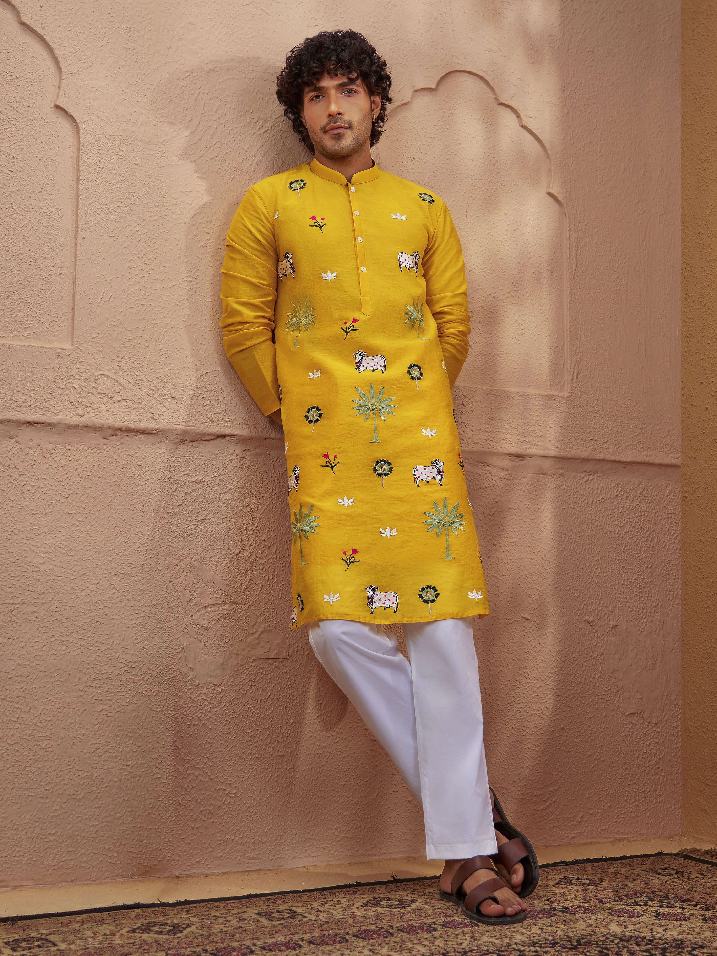 Men's Yellow Woven Fabric Embroidered Thigh Length Kurta