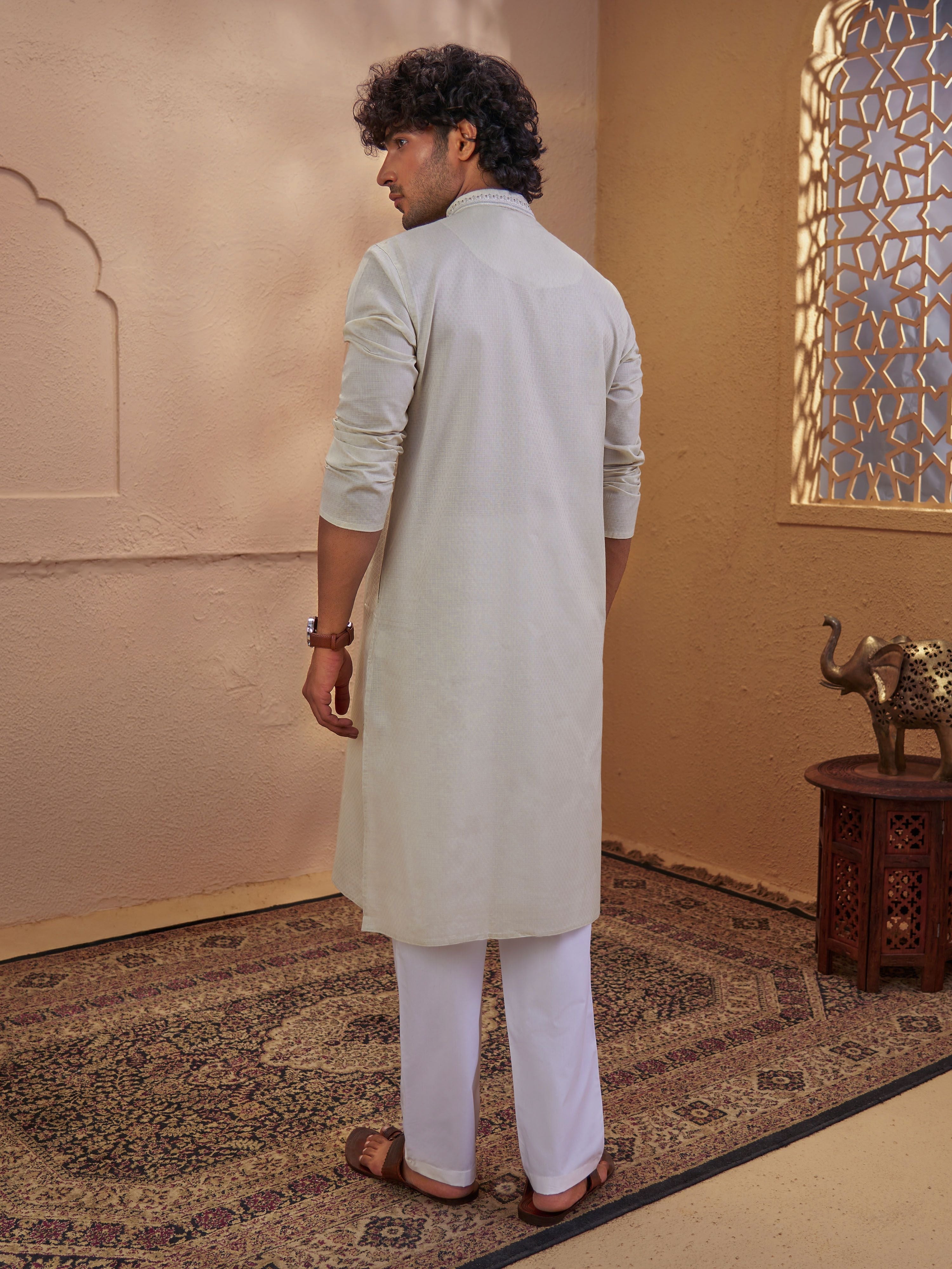 Men's Beige Cotton-Blend Embroidered Thigh Length Kurta With Pyjama
