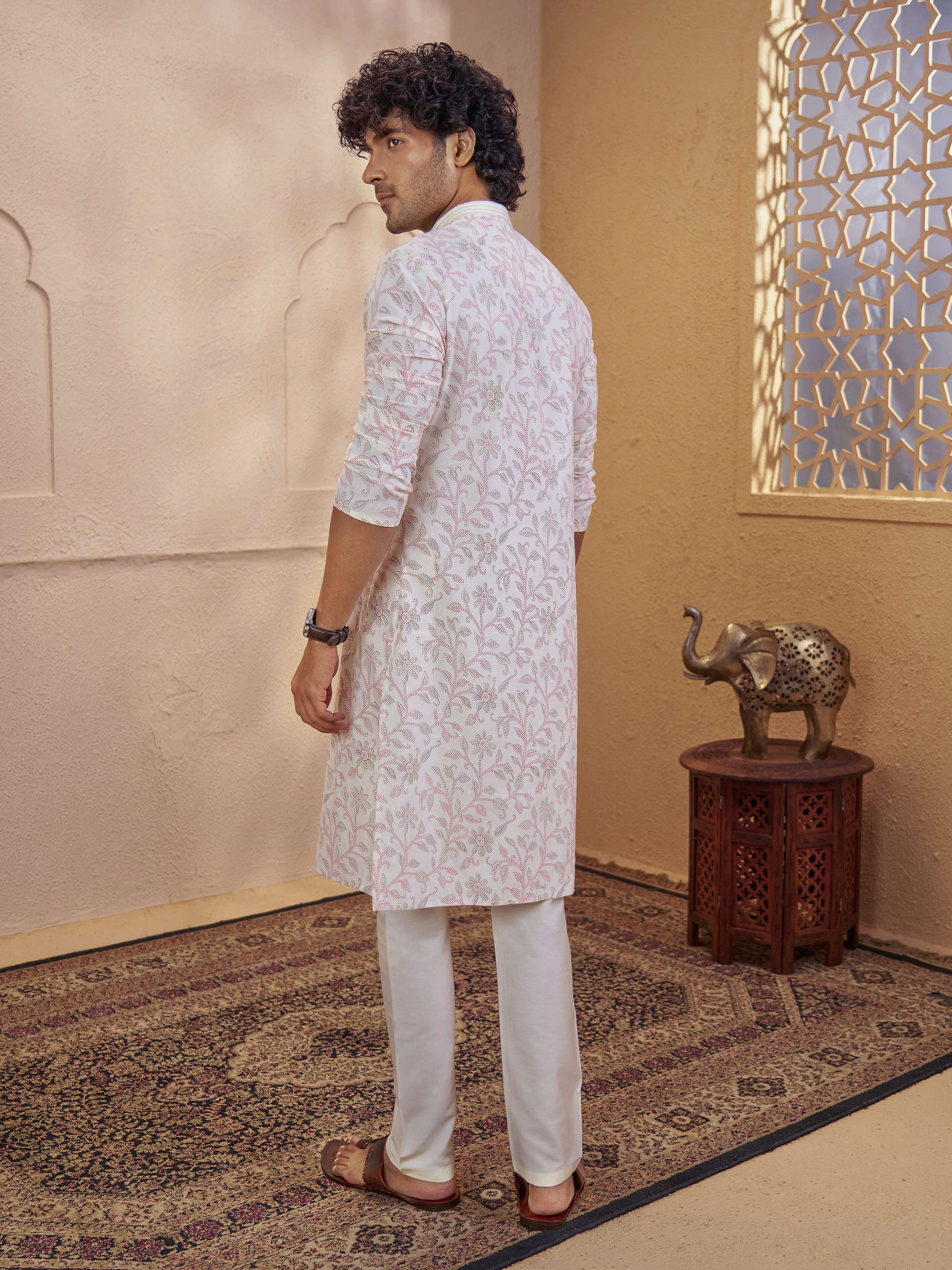 Men's Cream Viscose Floral Print Thigh Length Kurta With Pyjama