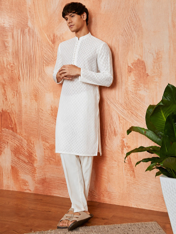 Men White Pure Cotton Kurta Independence Day Ethnic Wear