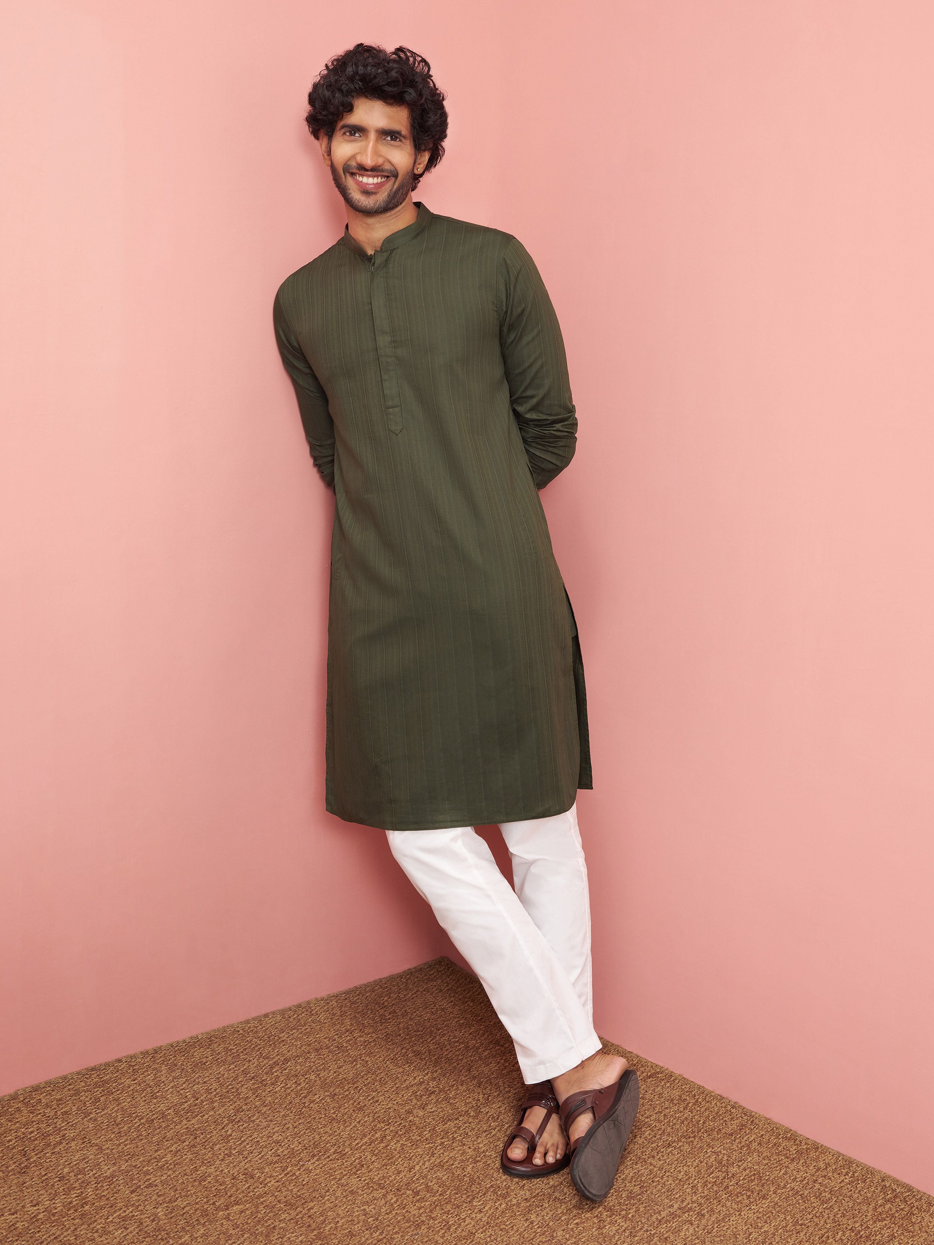 Men Green Cotton Kurta with Pyjama Festive, Diwali Ethnic Wear