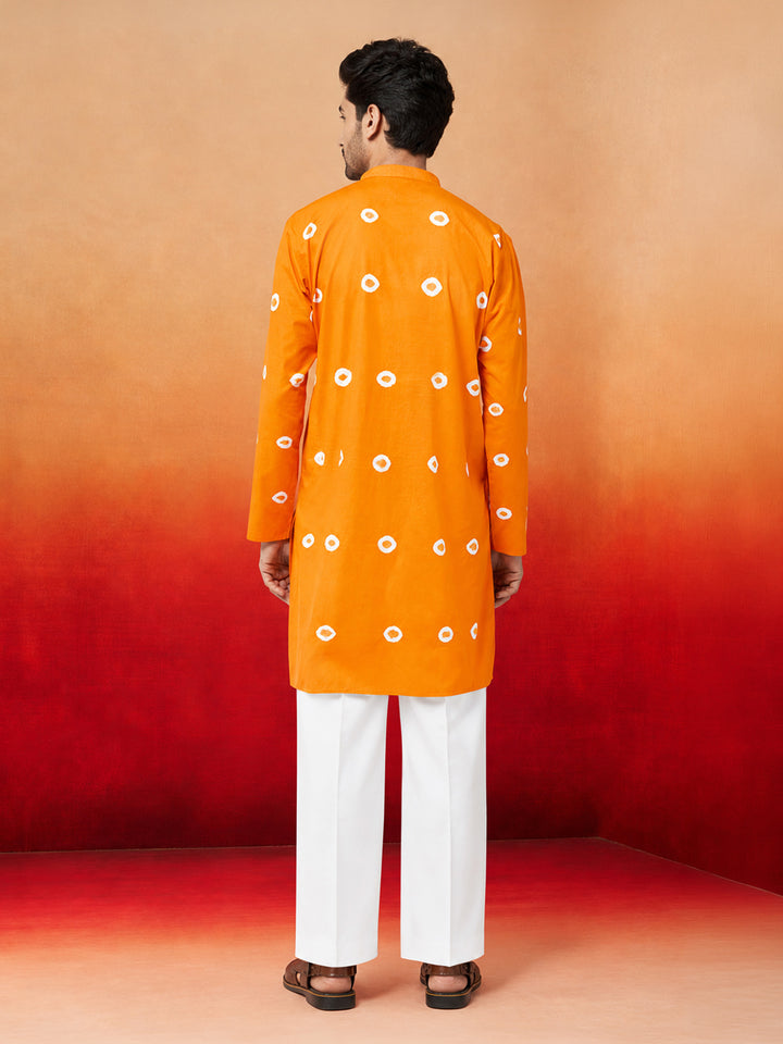 Vastramay Men Orange Bandhani Printed Kurta with White Cotton Wide-Leg Pant