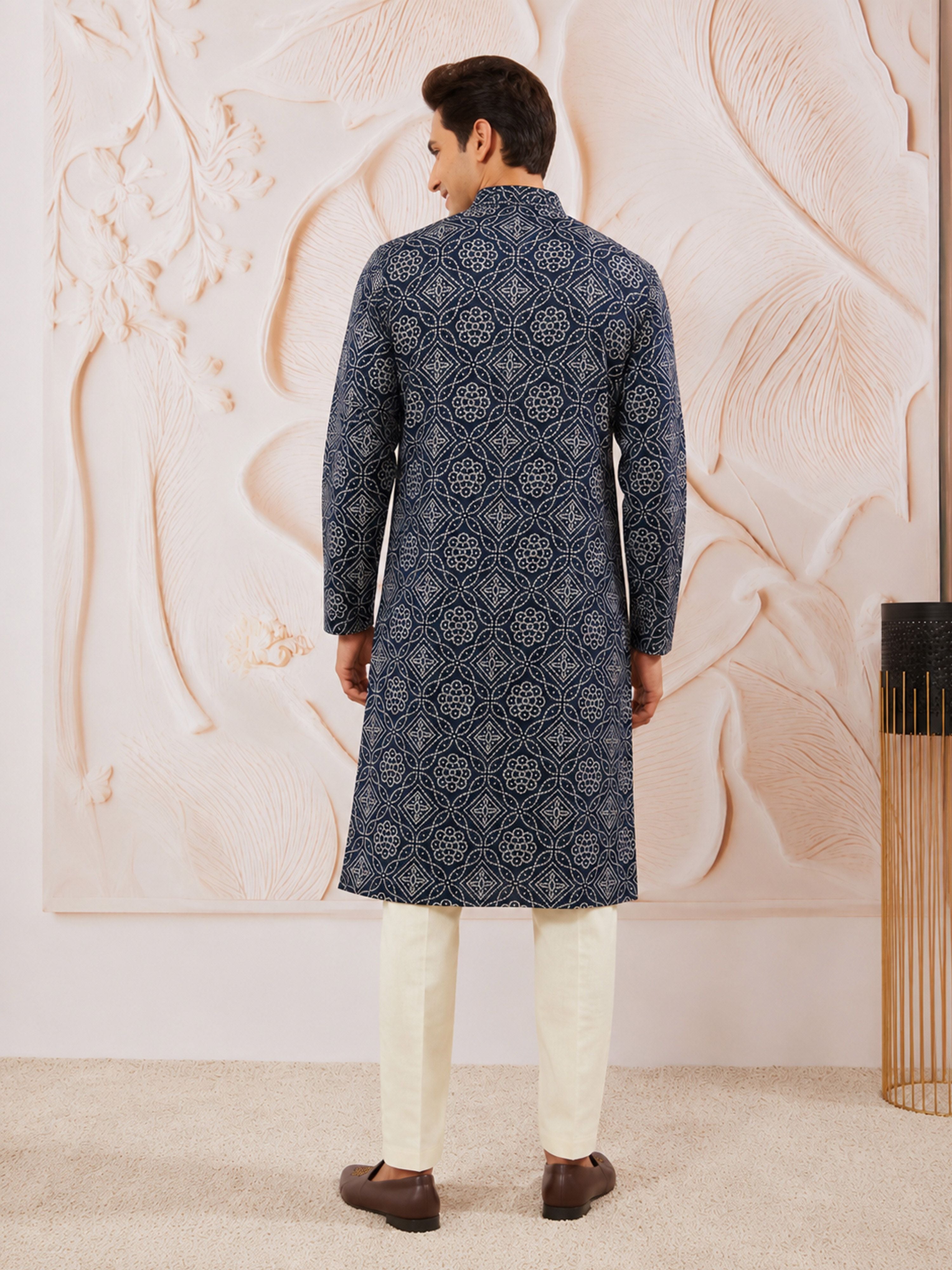 Men's Navy Blue Rayon Digital Print Knee Length Kurta with Pyjama
