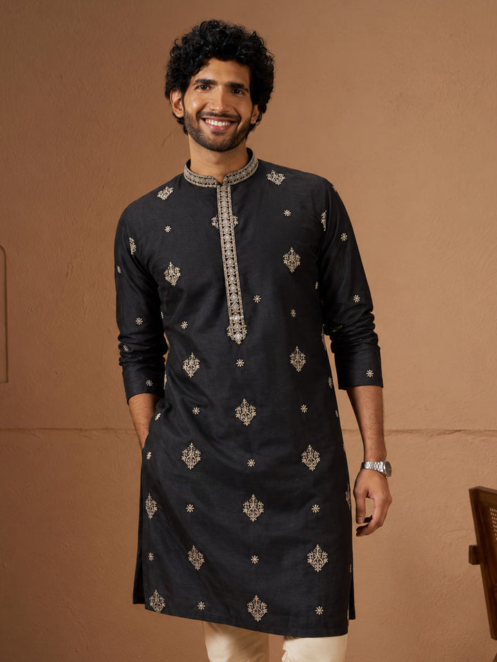 Men Black Silk Blend Kurta Festive, Diwali Ethnic Wear