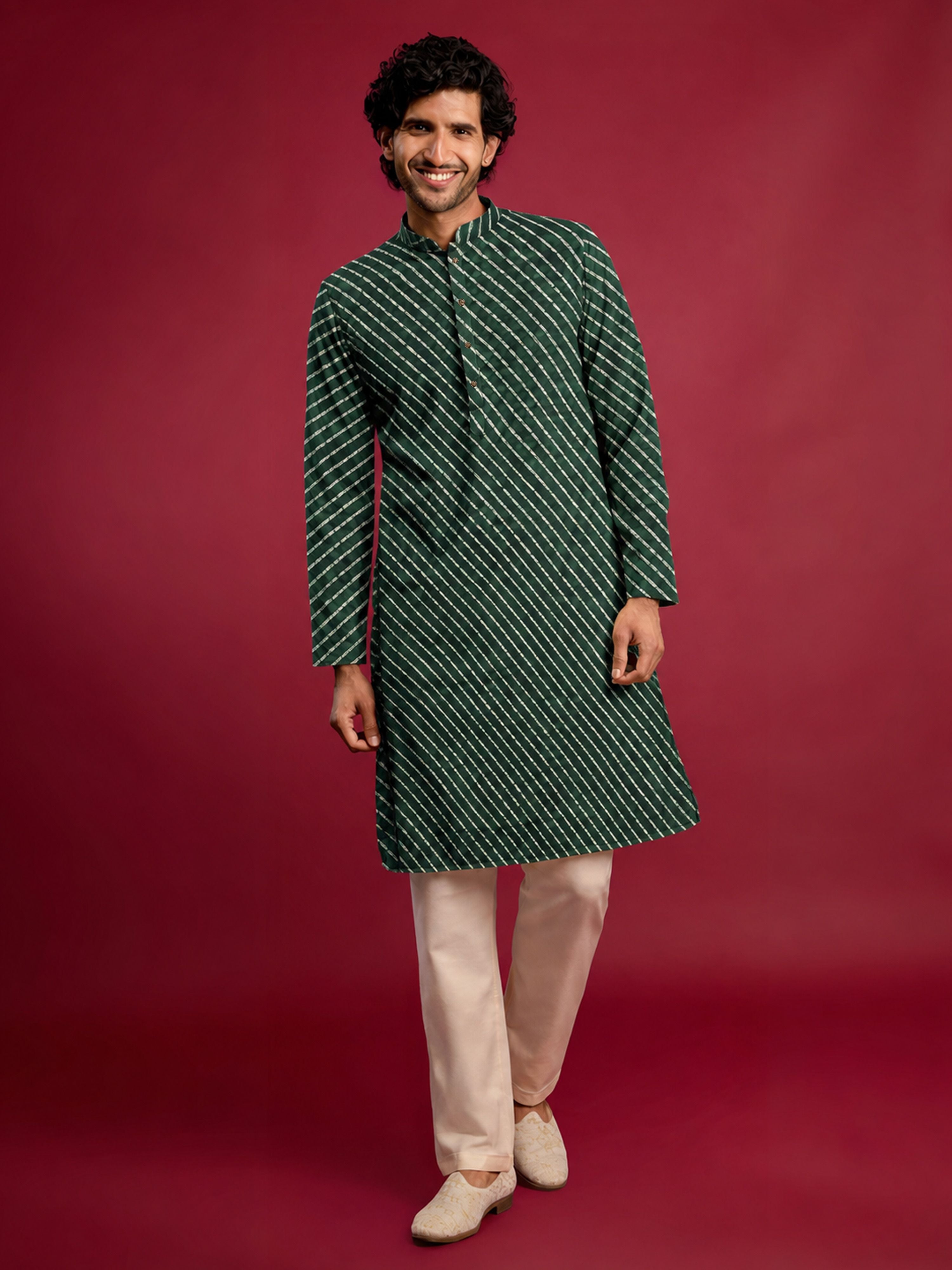 Men's Green Rayon Digital Print Knee Length Kurta with Pyjama