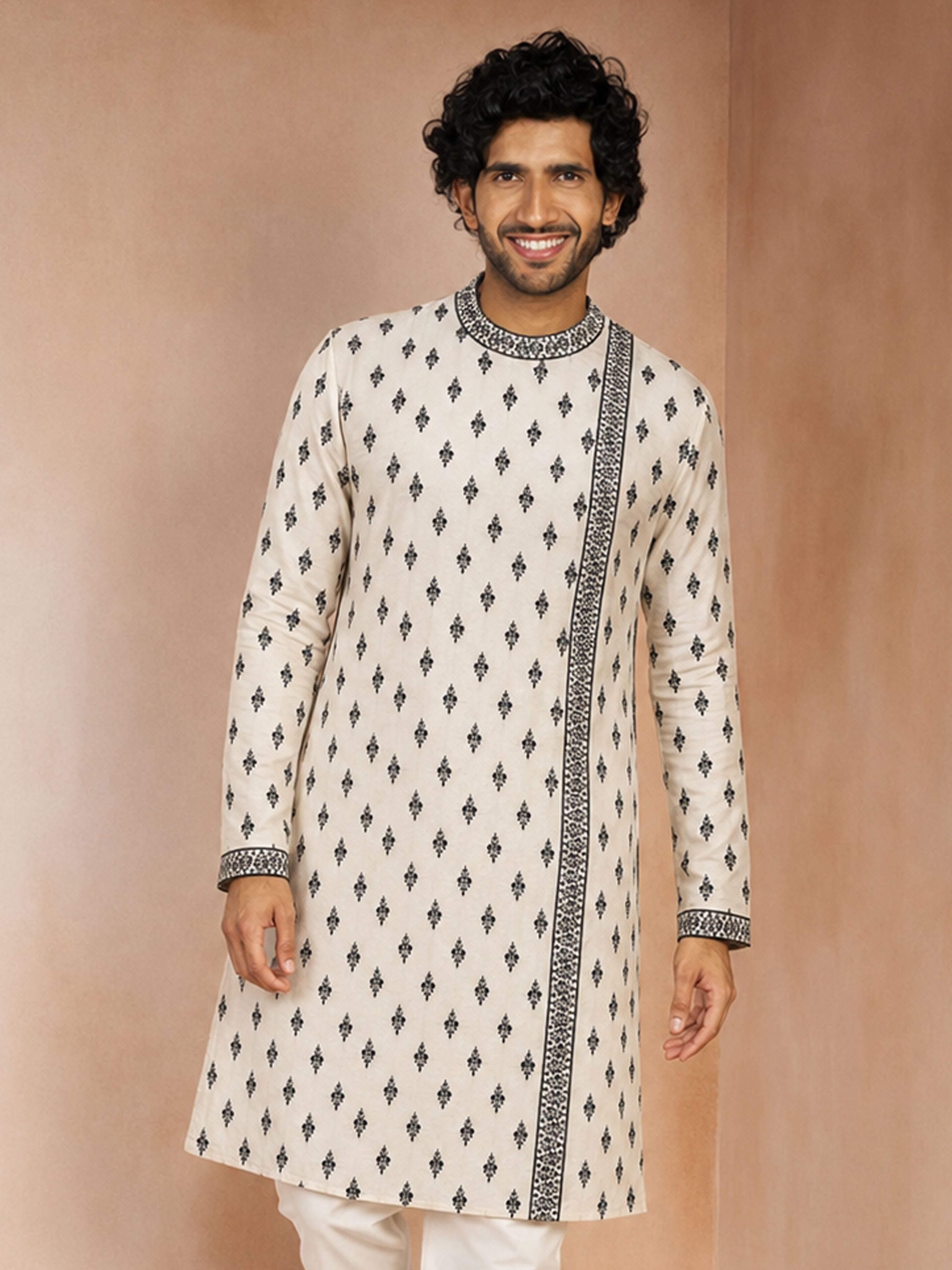 Men Black Viscose Kurta Navratri, Diwali, All regions, Festive, Durga Puja Ethnic Wear