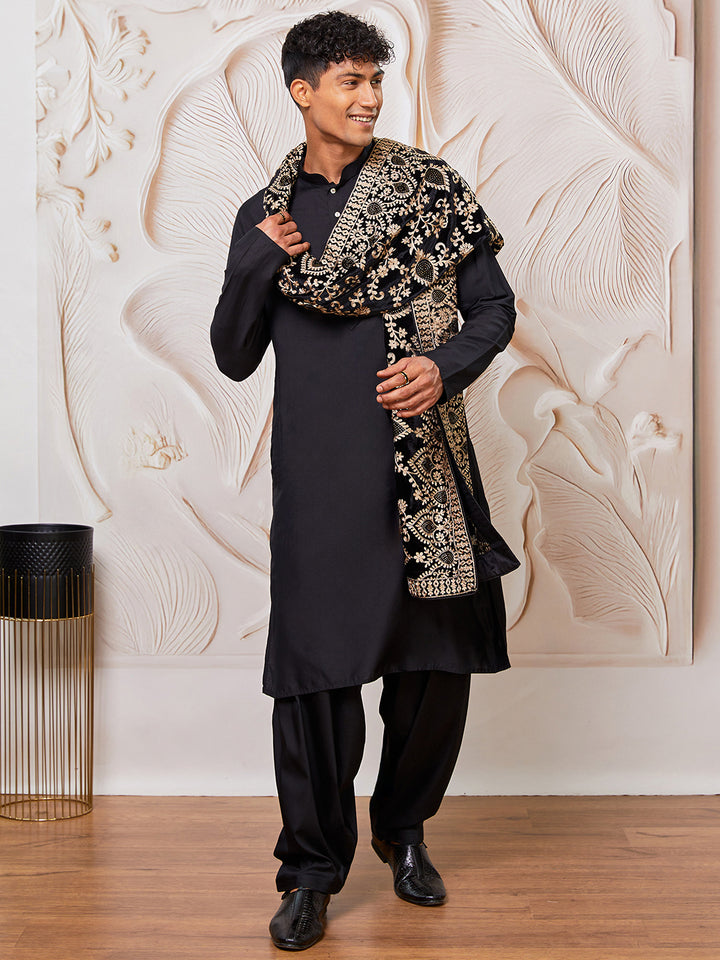 men’s kurta set