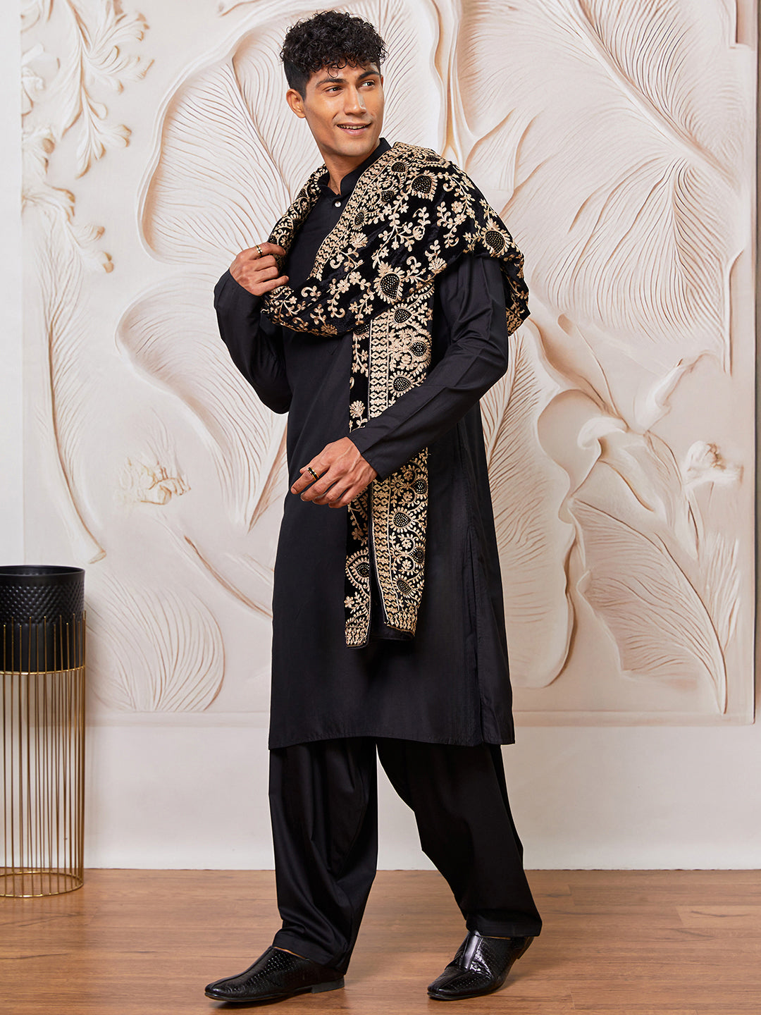 Men's Black Viscose Kurta,Patiala And Dupatta Set.